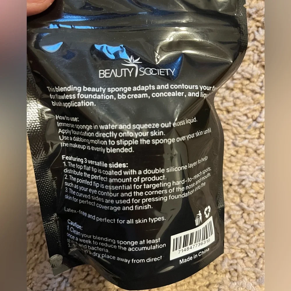 Free with Bundle!
Blending Beauty Sponge - Picture 2 of 2